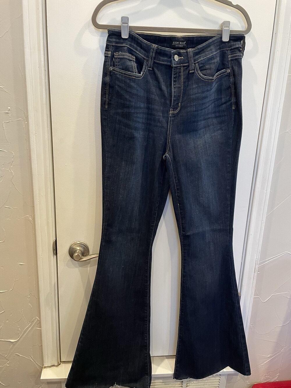 Judy Blues Jeans Size 9/29 Dark Wash Flare Leg NWOT Women's